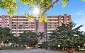 Studio Apartment In East Perth